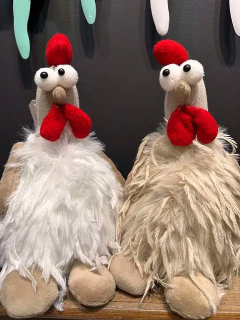 Ruffled Feathers Sitter